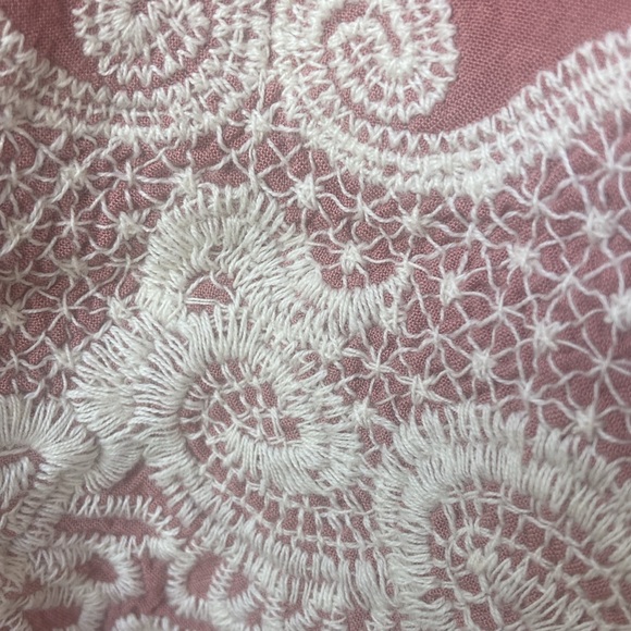 Democracy Beautiful embroidered top - Picture 3 of 8